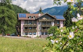 Hotel Canada